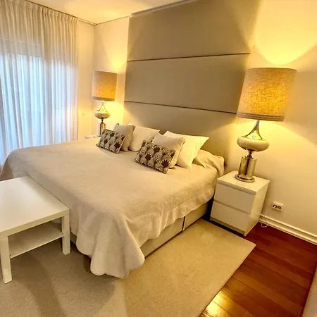 Cascais Next To Casino And To Tamariz شقة *